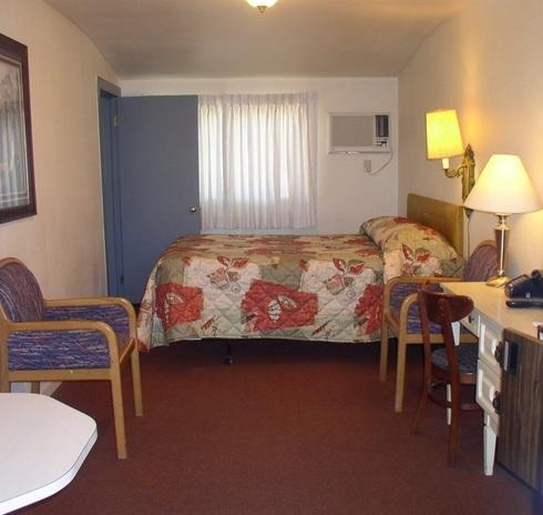 Hacienda Motel Alturas Oda fotoğraf